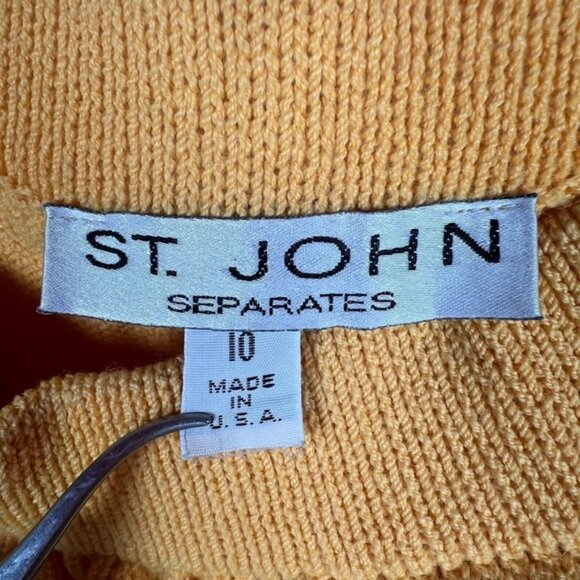 ST. JOHN SEPARATES Made in USA 🇺🇸 Starfish Print Knit Top Sz M & Shorts Sz 10 - Picture 6 of 16